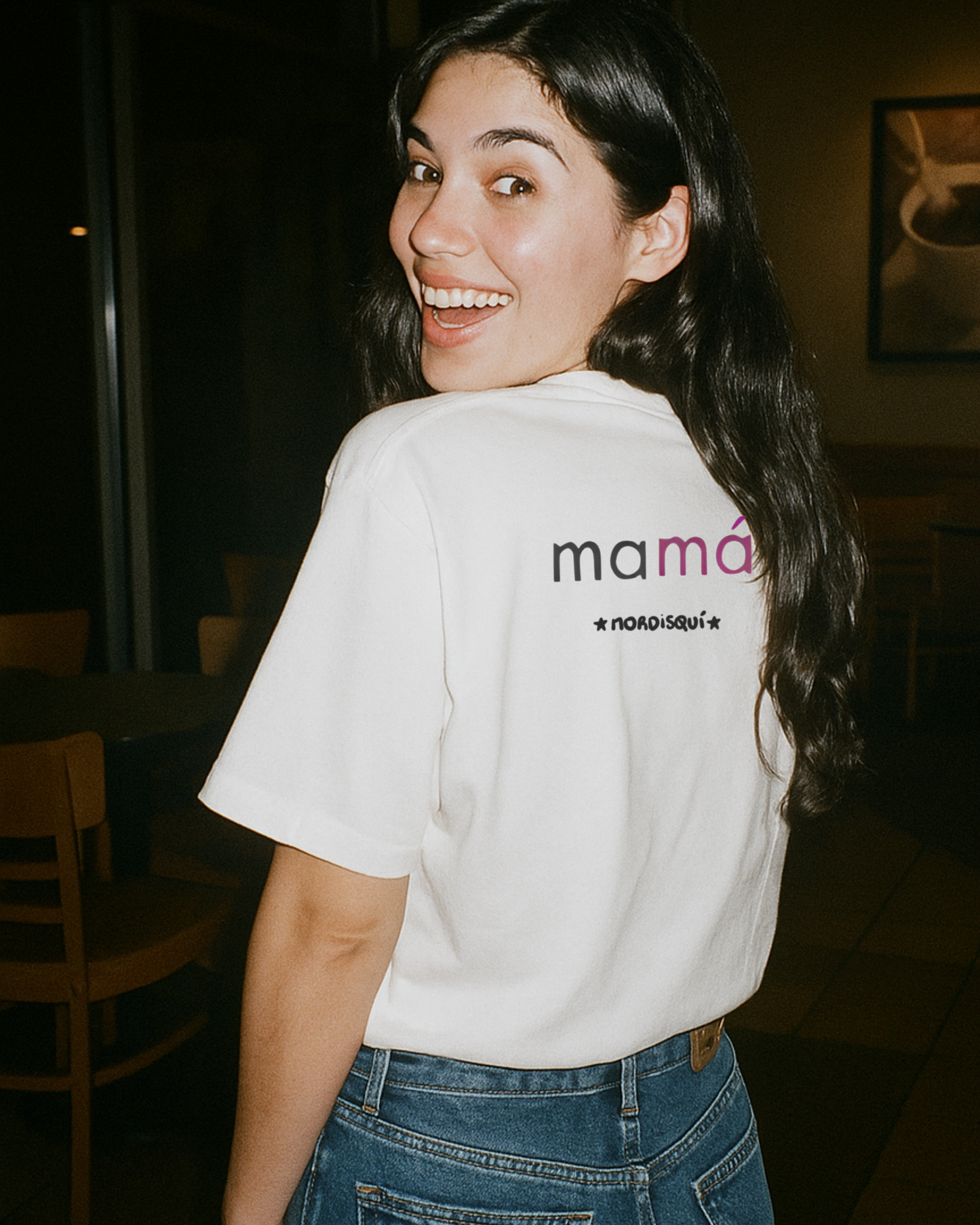 amo a mi mamá | Classic Unisex Crewneck T-shirt